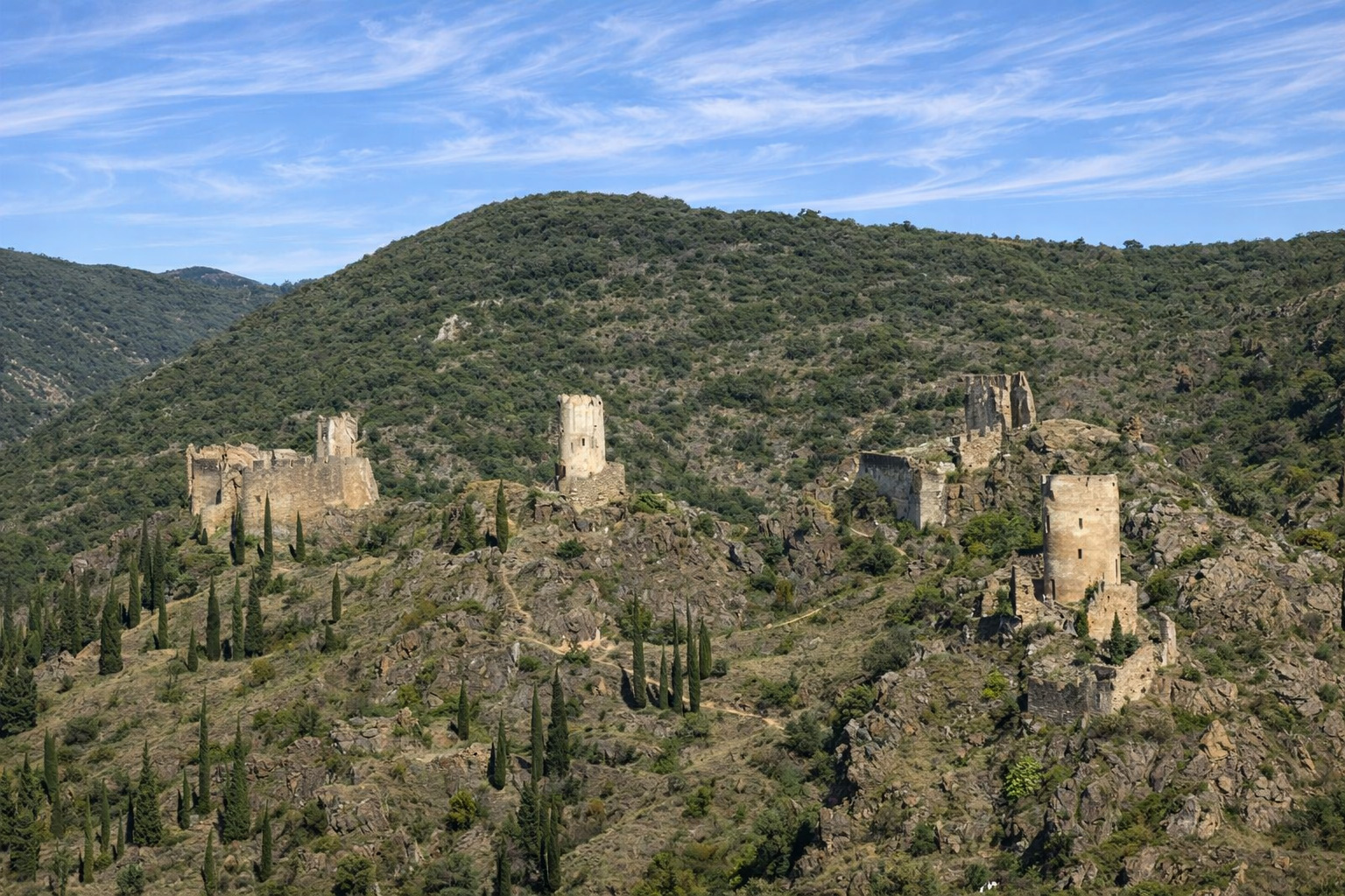Panorama auf Lastours Castles