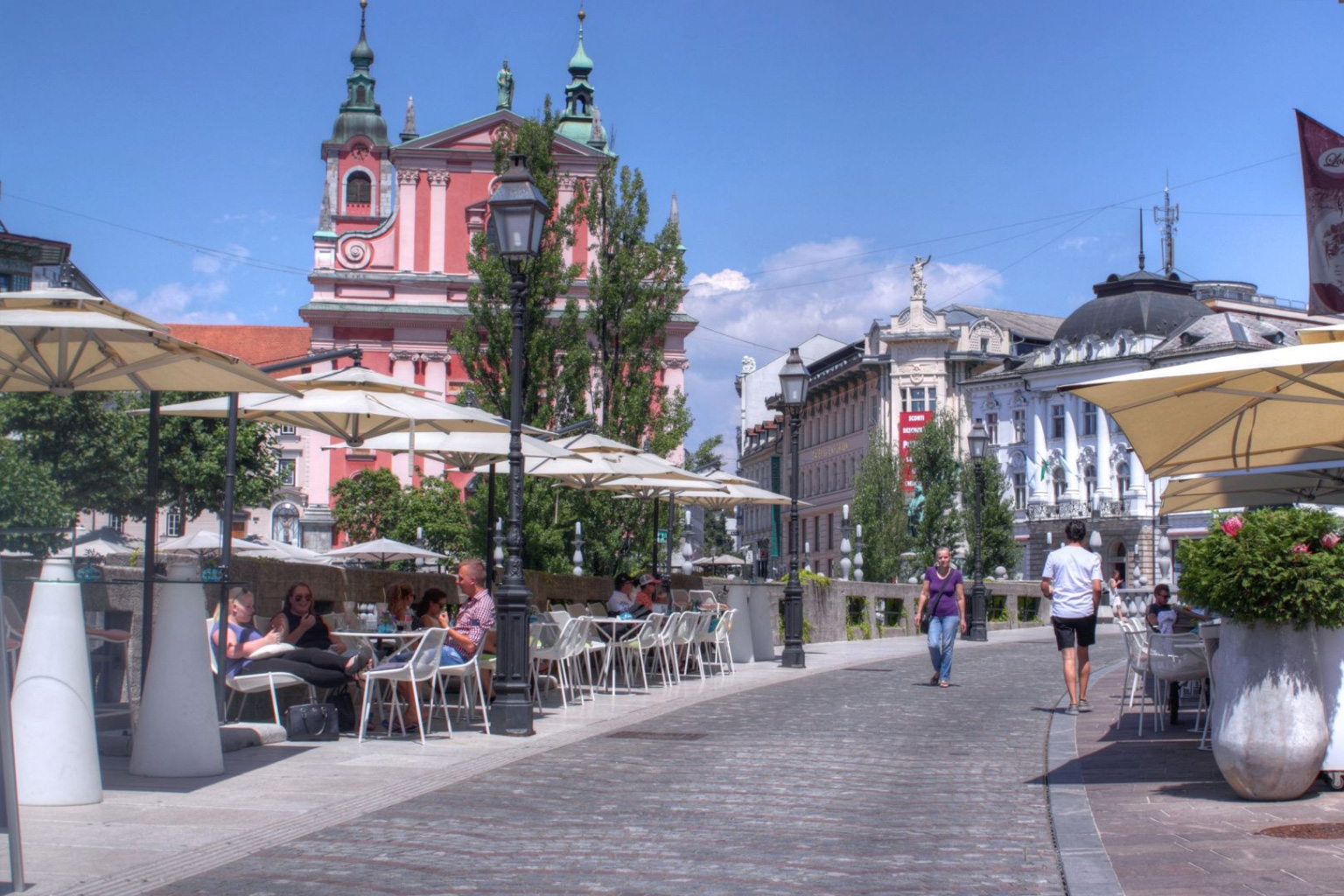 Ljubljanica-Ufer im Zentrum